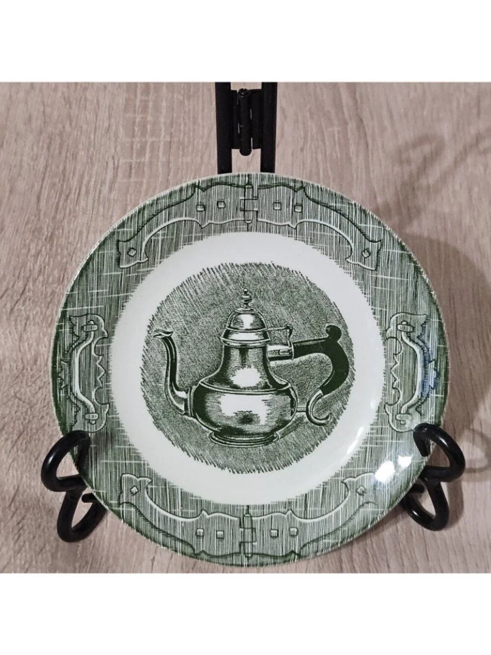 The Old Curiosity Shop Green Transferware 6” Dessert Plate Tea Pot Set Of 3